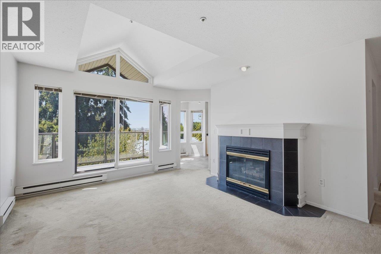 303 2250 Se Marine Drive Property Photo 7