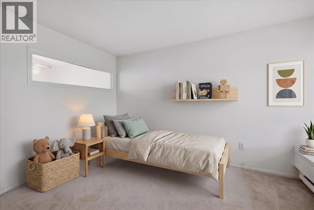 303 2250 Se Marine Drive Property Photo 28
