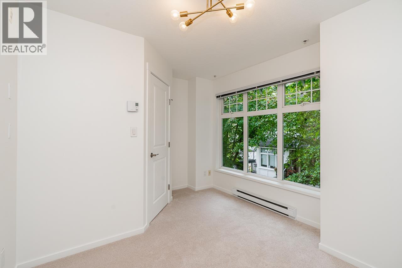 3826 Welwyn Street Property Photo 11