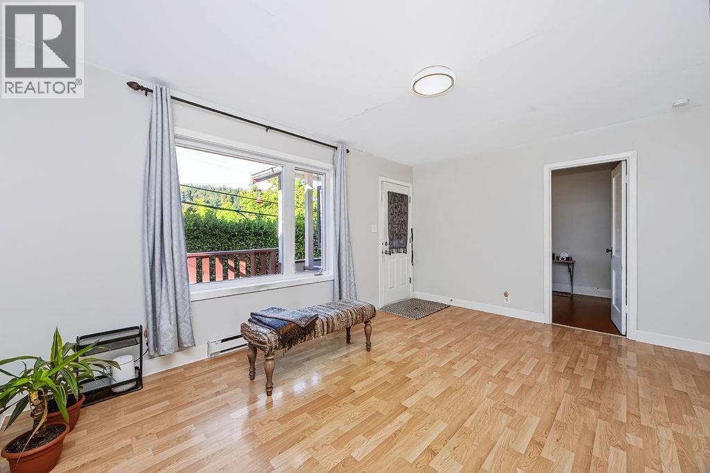 354 Headlands Road Property Photo 22