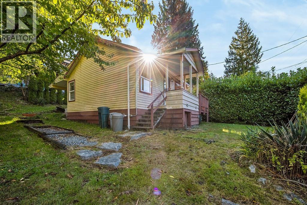 354 Headlands Road Property Photo 23