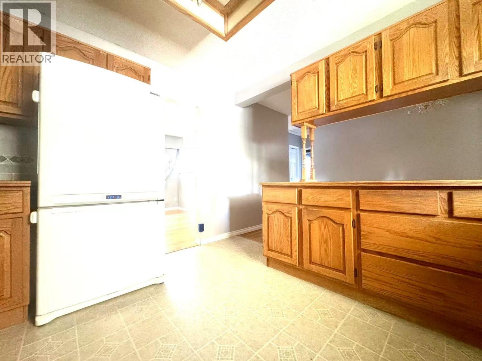 20732 114 Avenue Property Photo 4