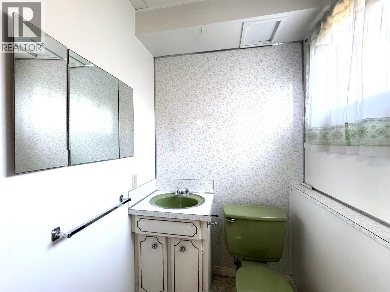 20732 114 Avenue Property Photo 18