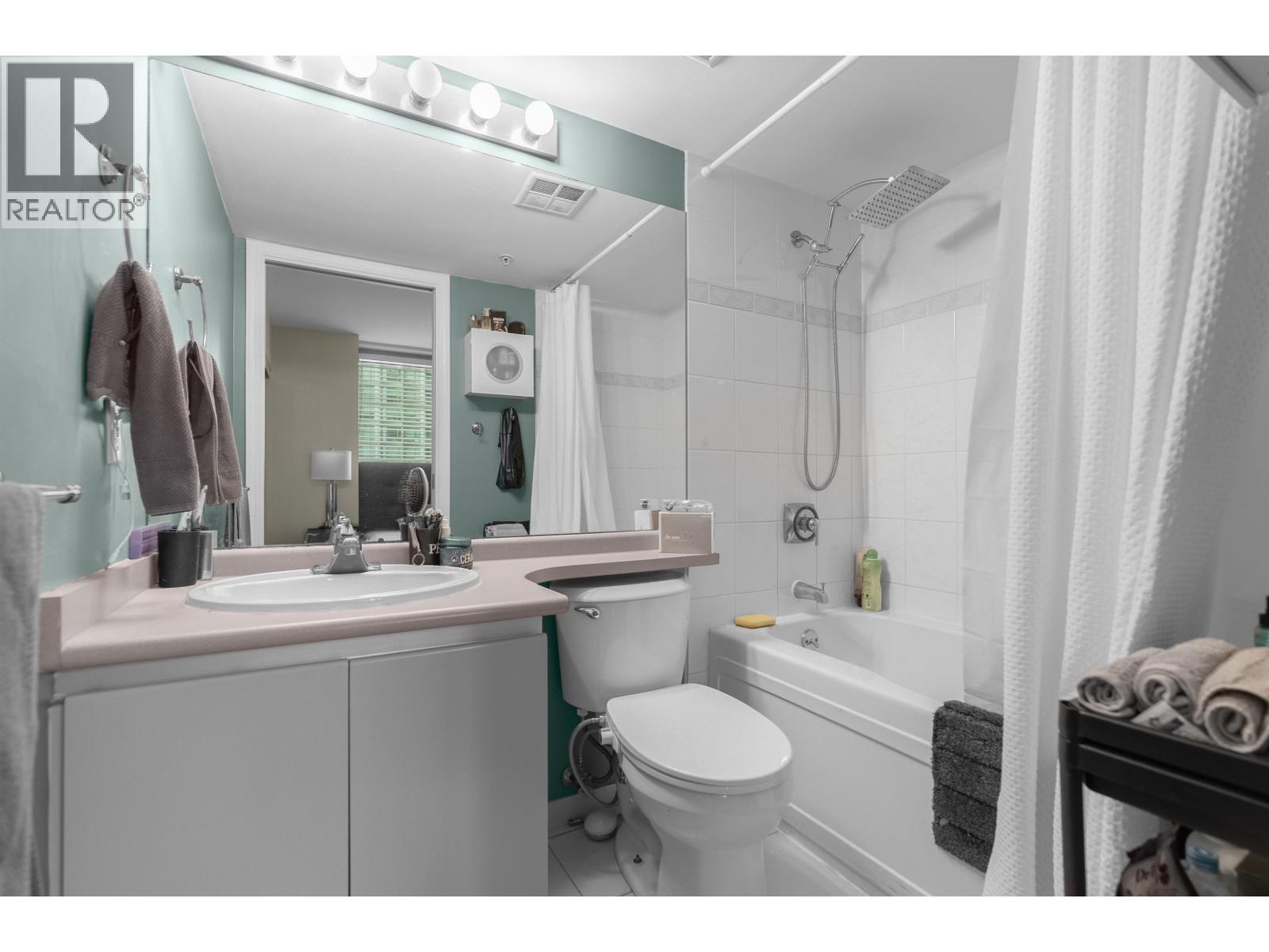 1903 1238 Melville Street Property Photo 12