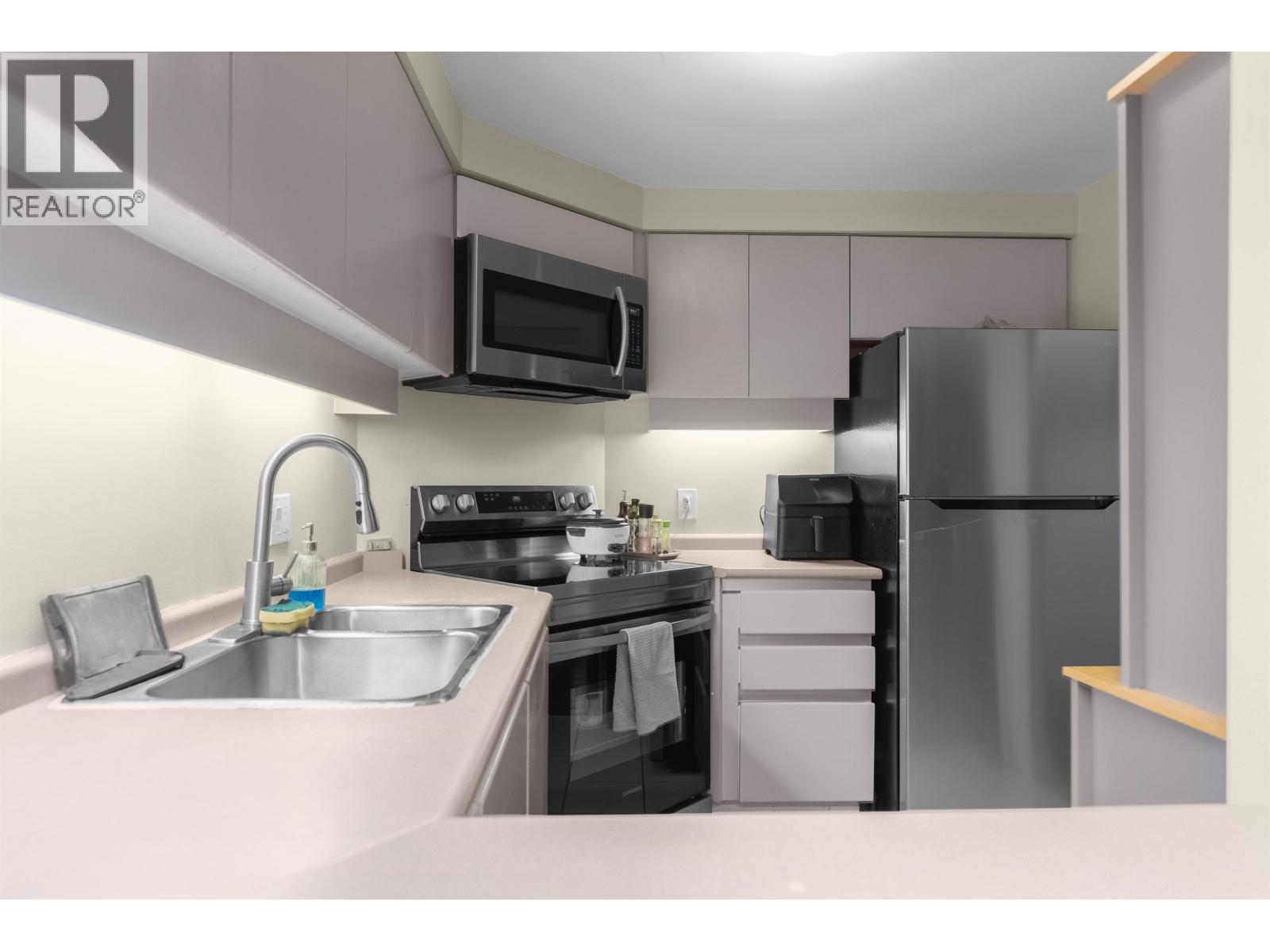 1903 1238 Melville Street Property Photo 14