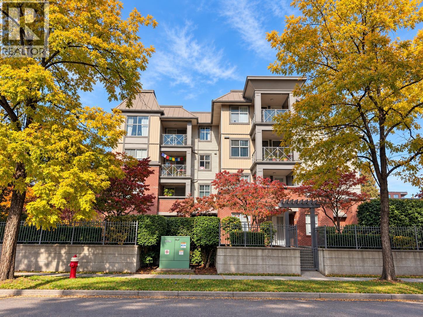 402 2478 SHAUGHNESSY STREET Property Photo 1