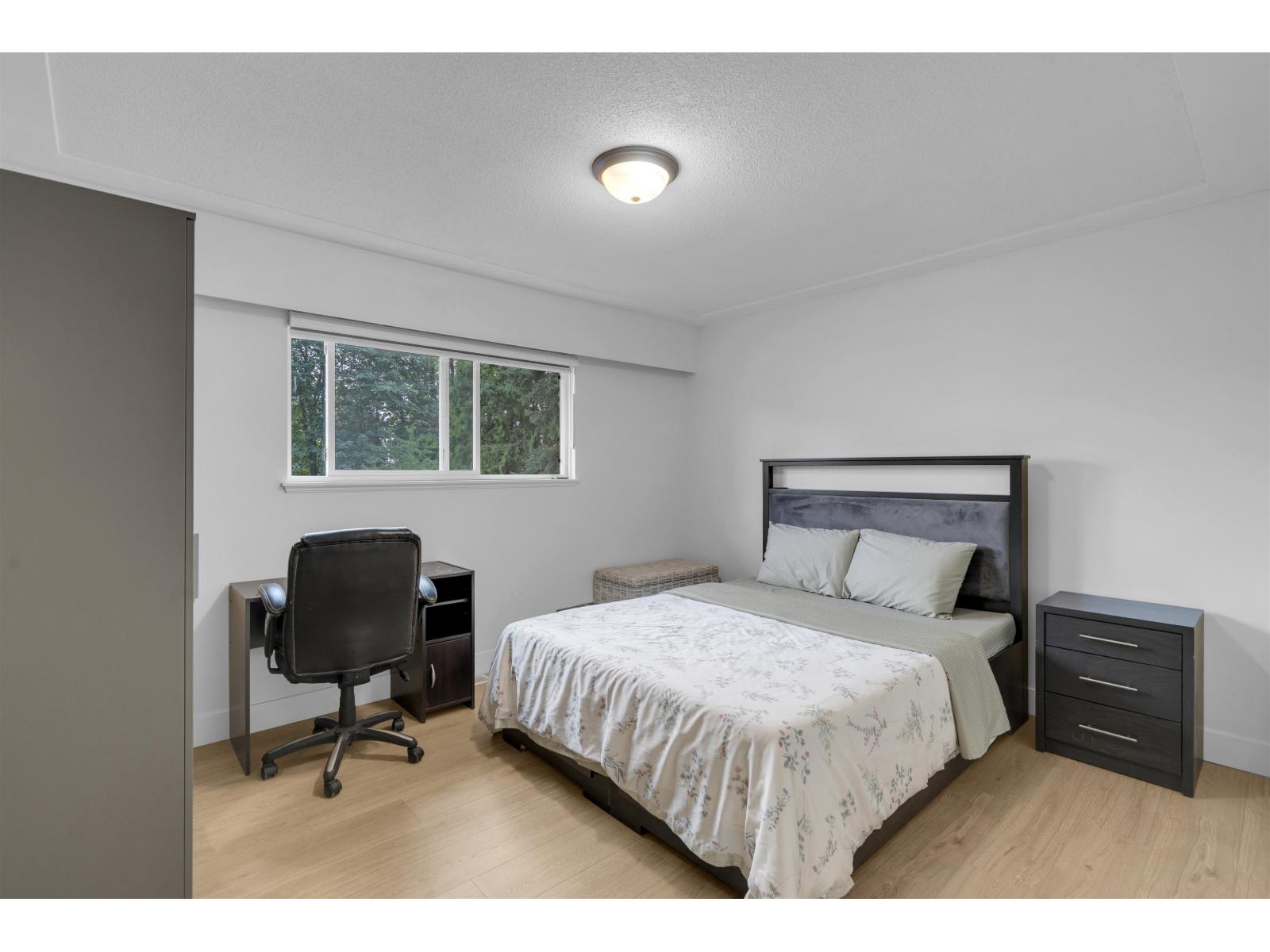 33040 Arbutus Avenue Property Photo 13