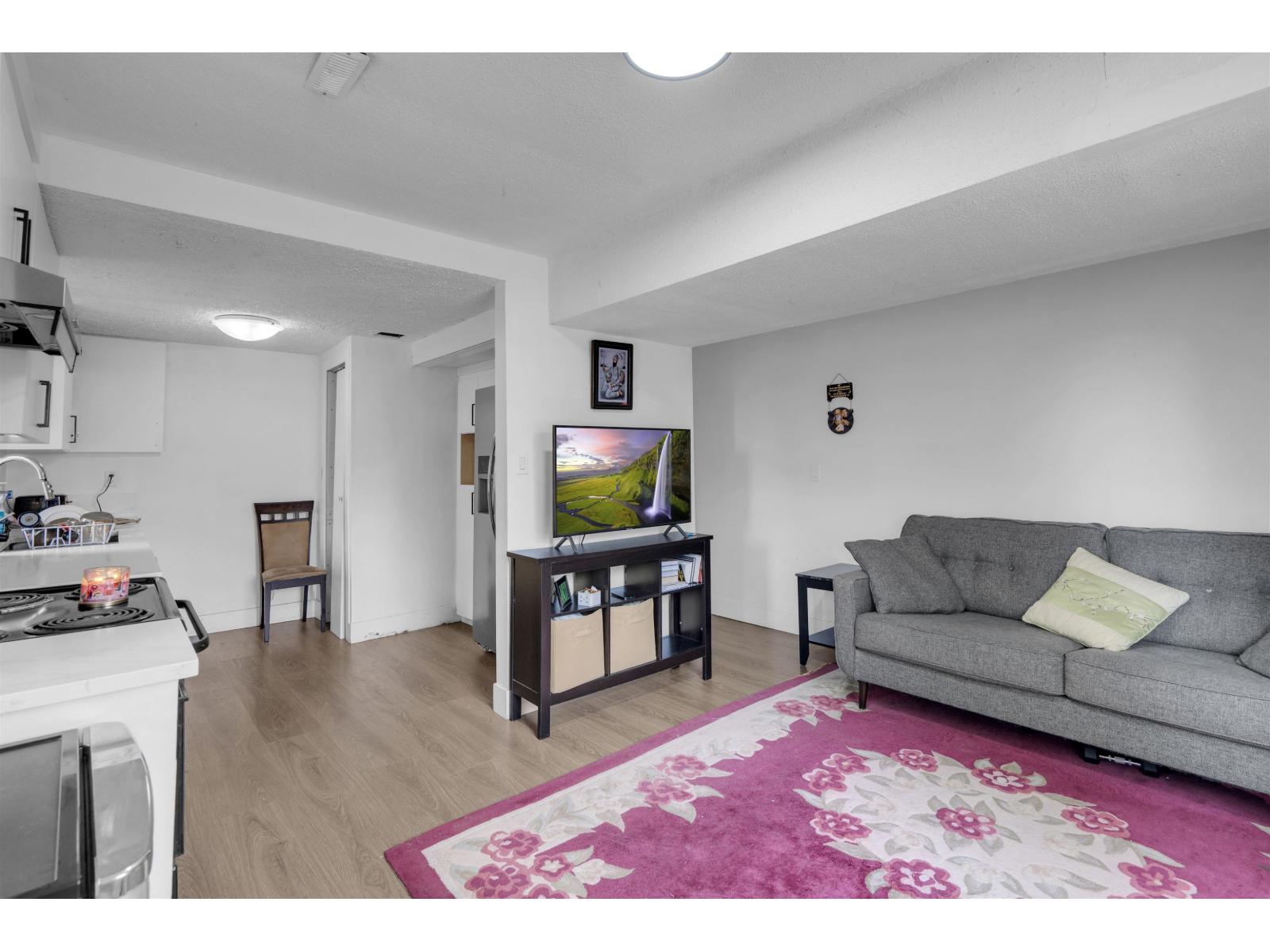33040 Arbutus Avenue Property Photo 22