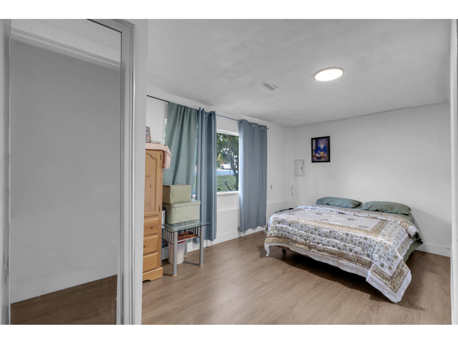 33040 Arbutus Avenue Property Photo 24