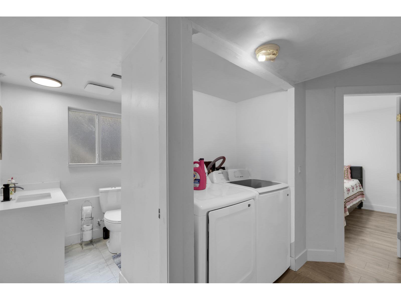 33040 Arbutus Avenue Property Photo 27