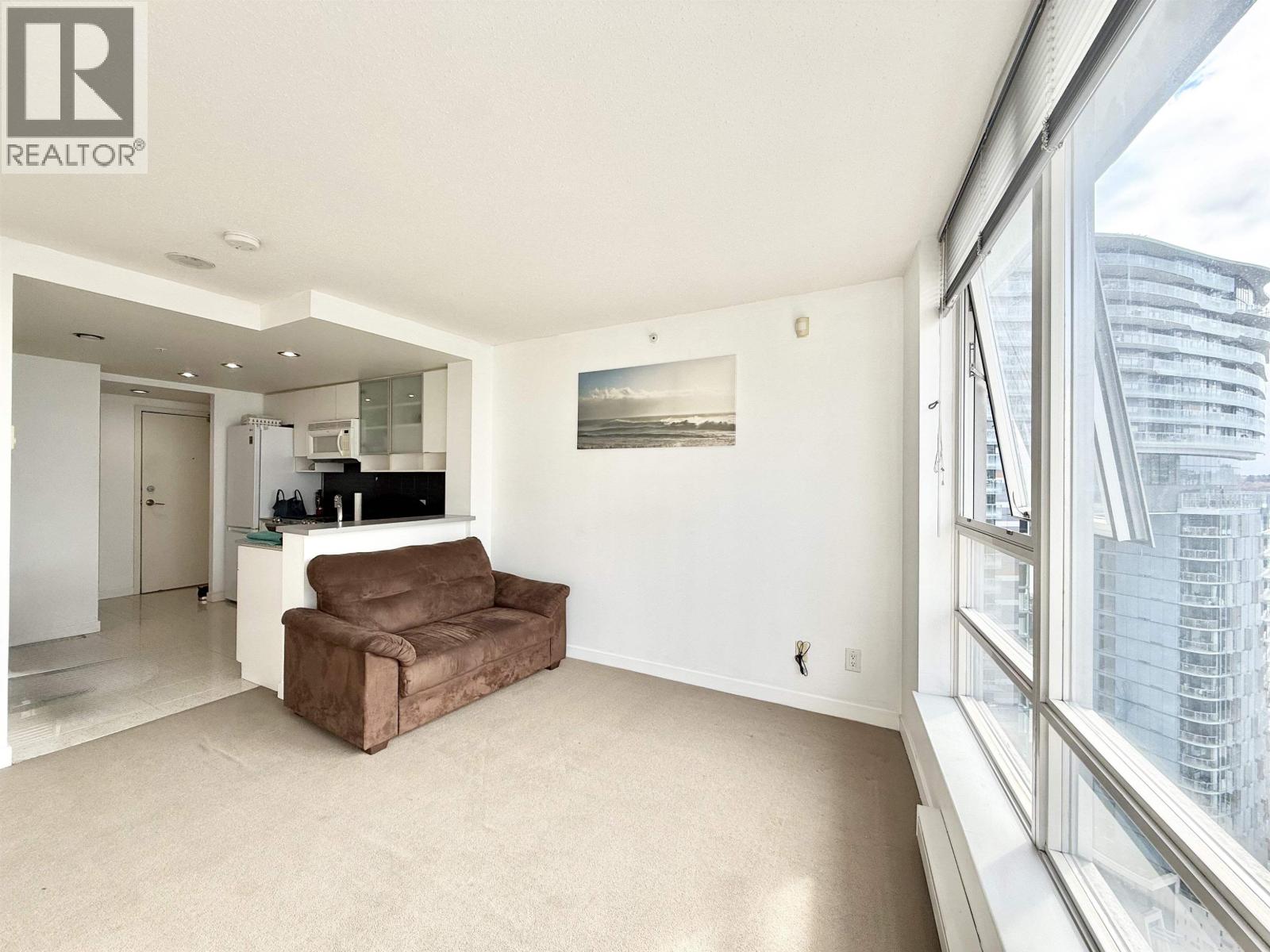 2501 939 Expo Boulevard Property Photo 6