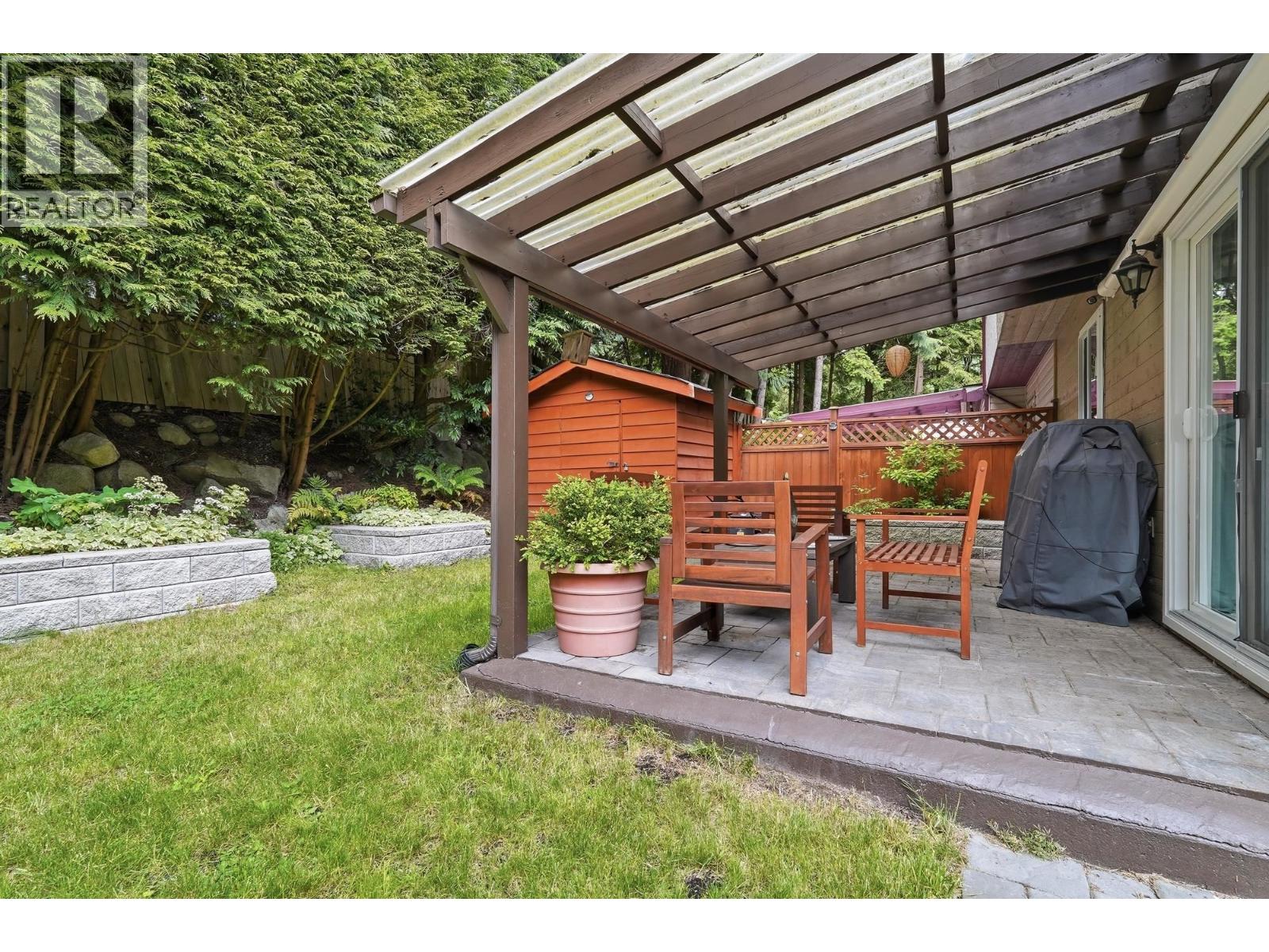 2587 Burian Drive Property Photo 32