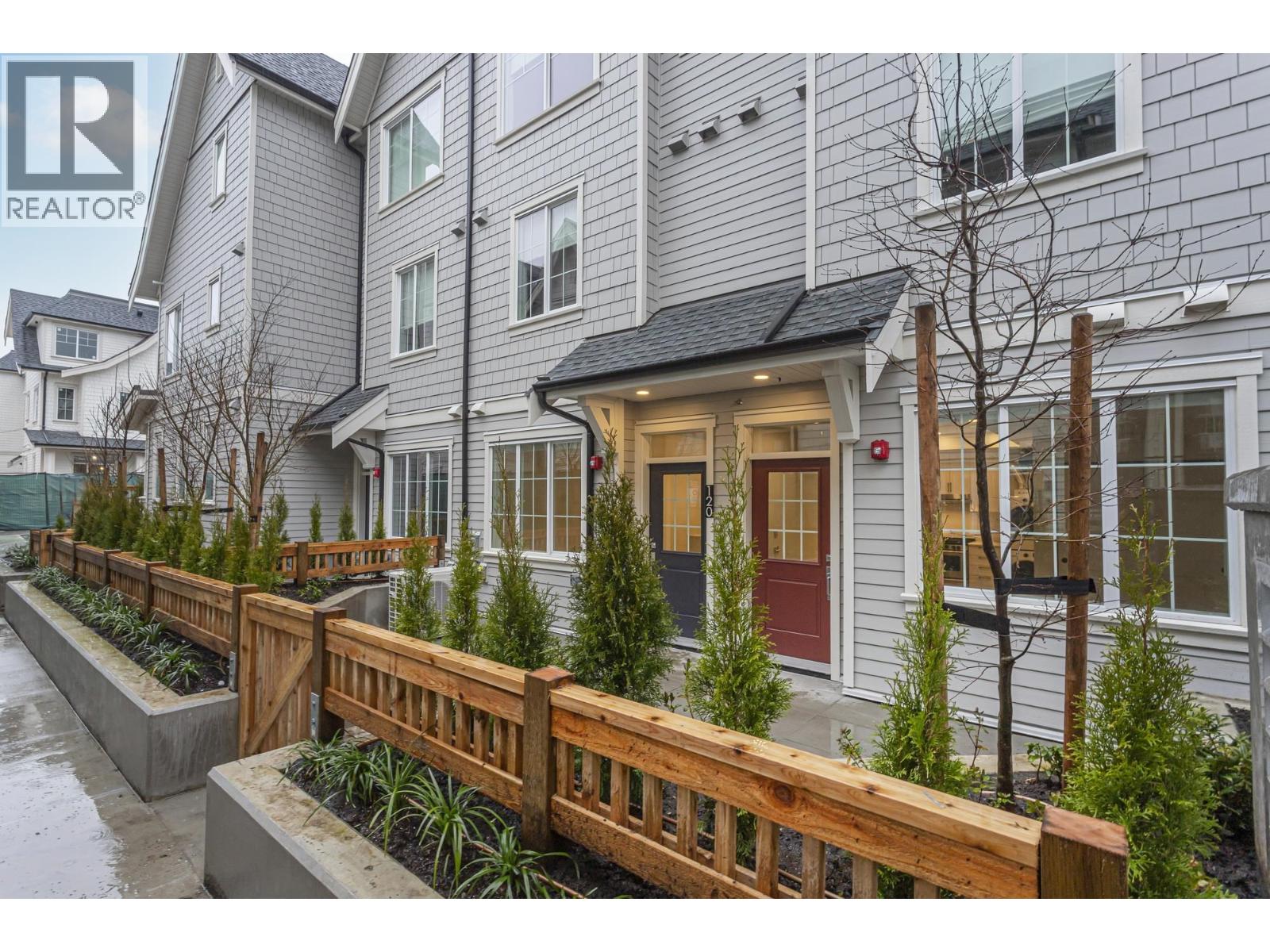 120 720 Robinson Street Property Photo 2