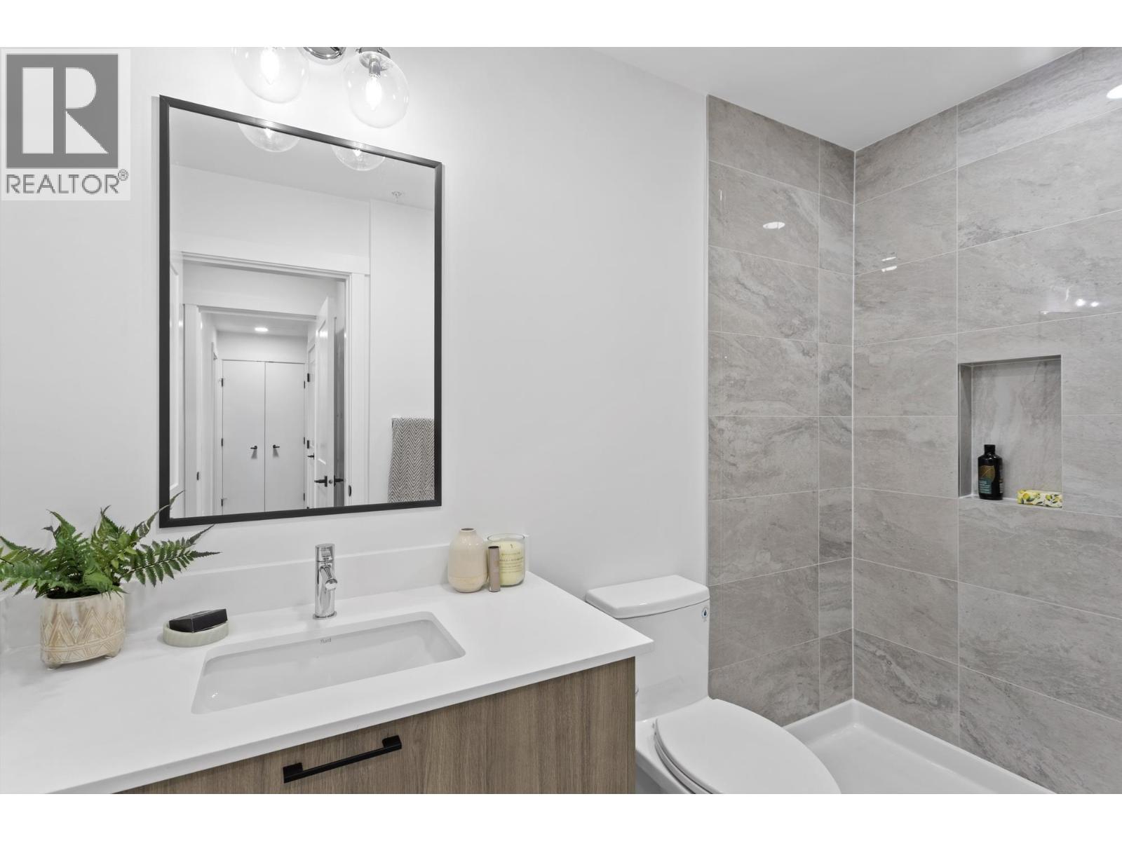 120 720 Robinson Street Property Photo 15