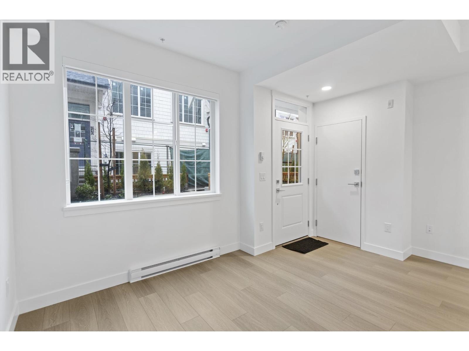 120 720 Robinson Street Property Photo 22