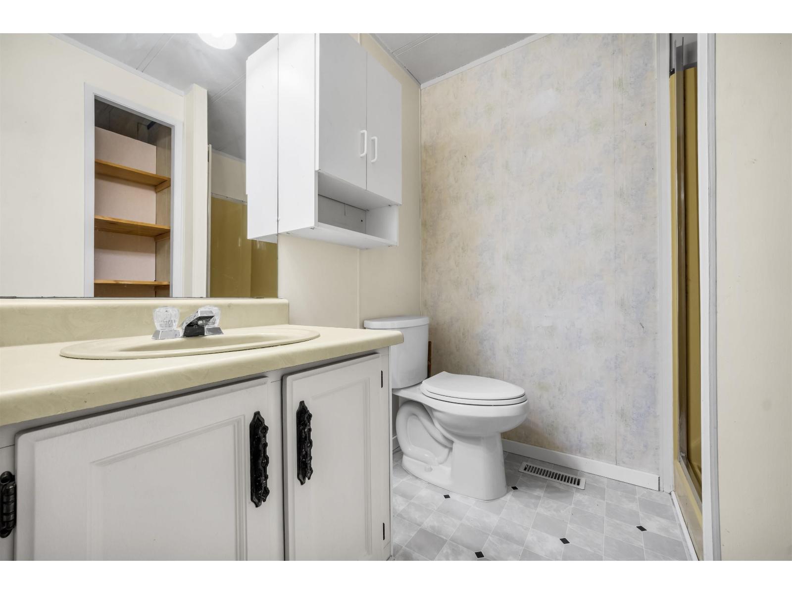 3 6280 King George Boulevard Property Photo 23