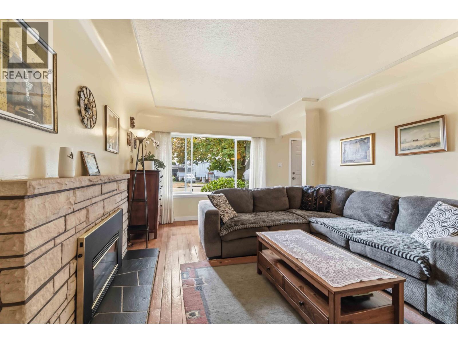 3713 Kincaid Street Property Photo 3