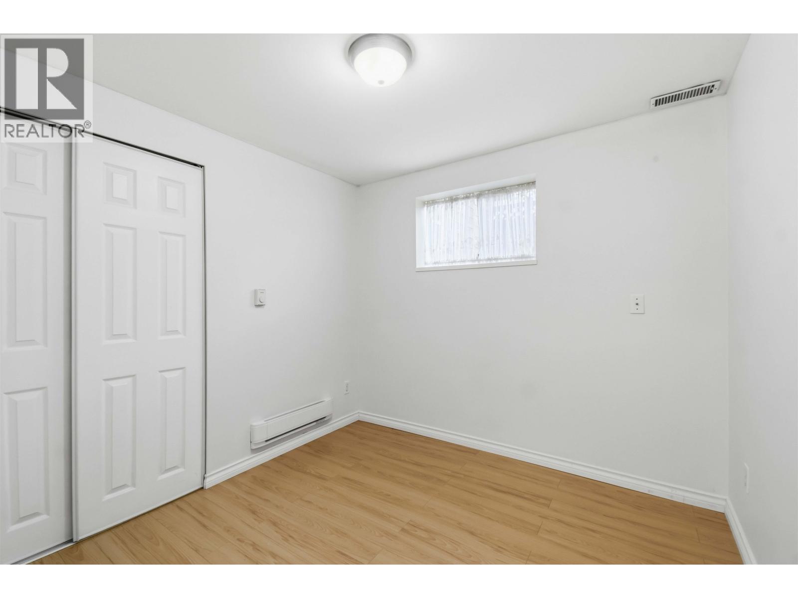 3713 Kincaid Street Property Photo 14