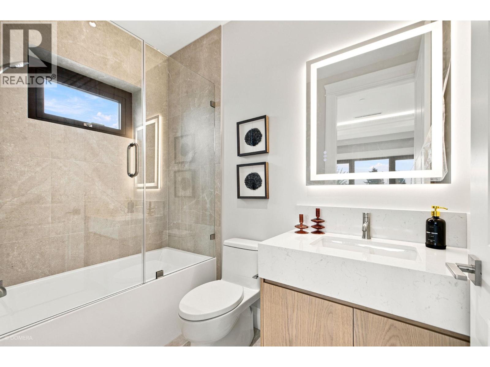 4432 Crown Street Property Photo 14