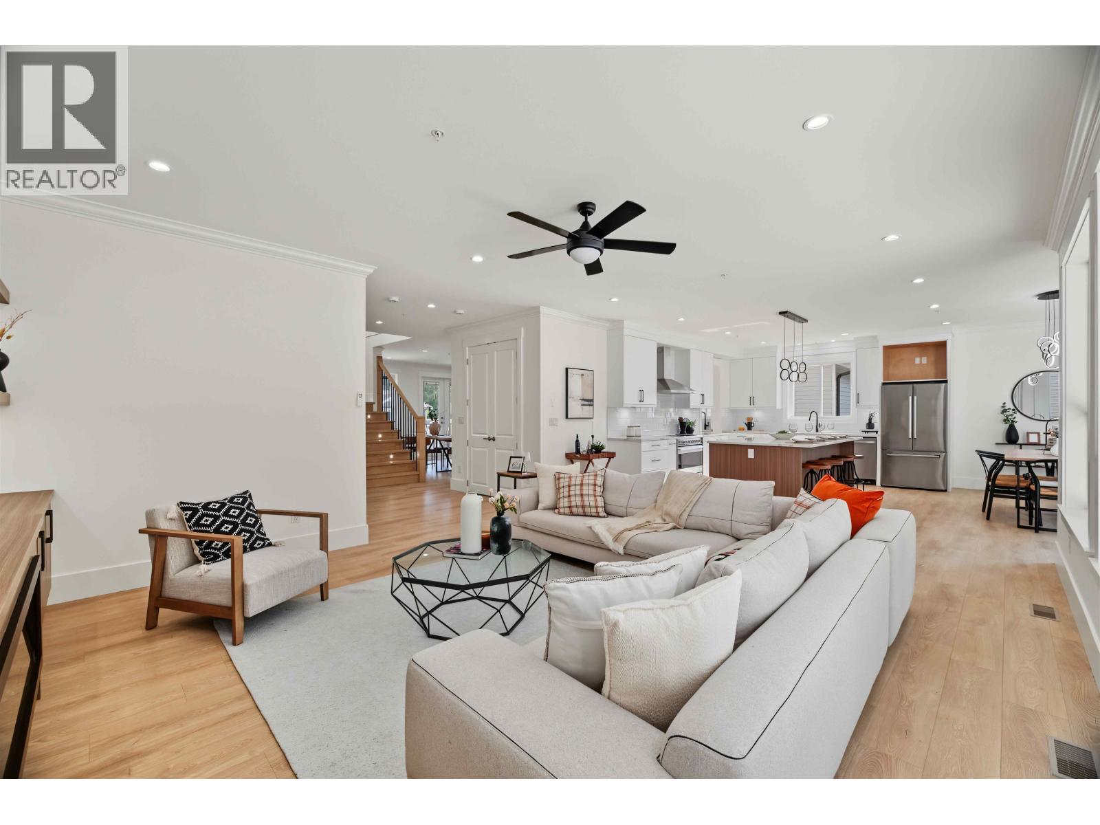 11077 241a Street Property Photo 10