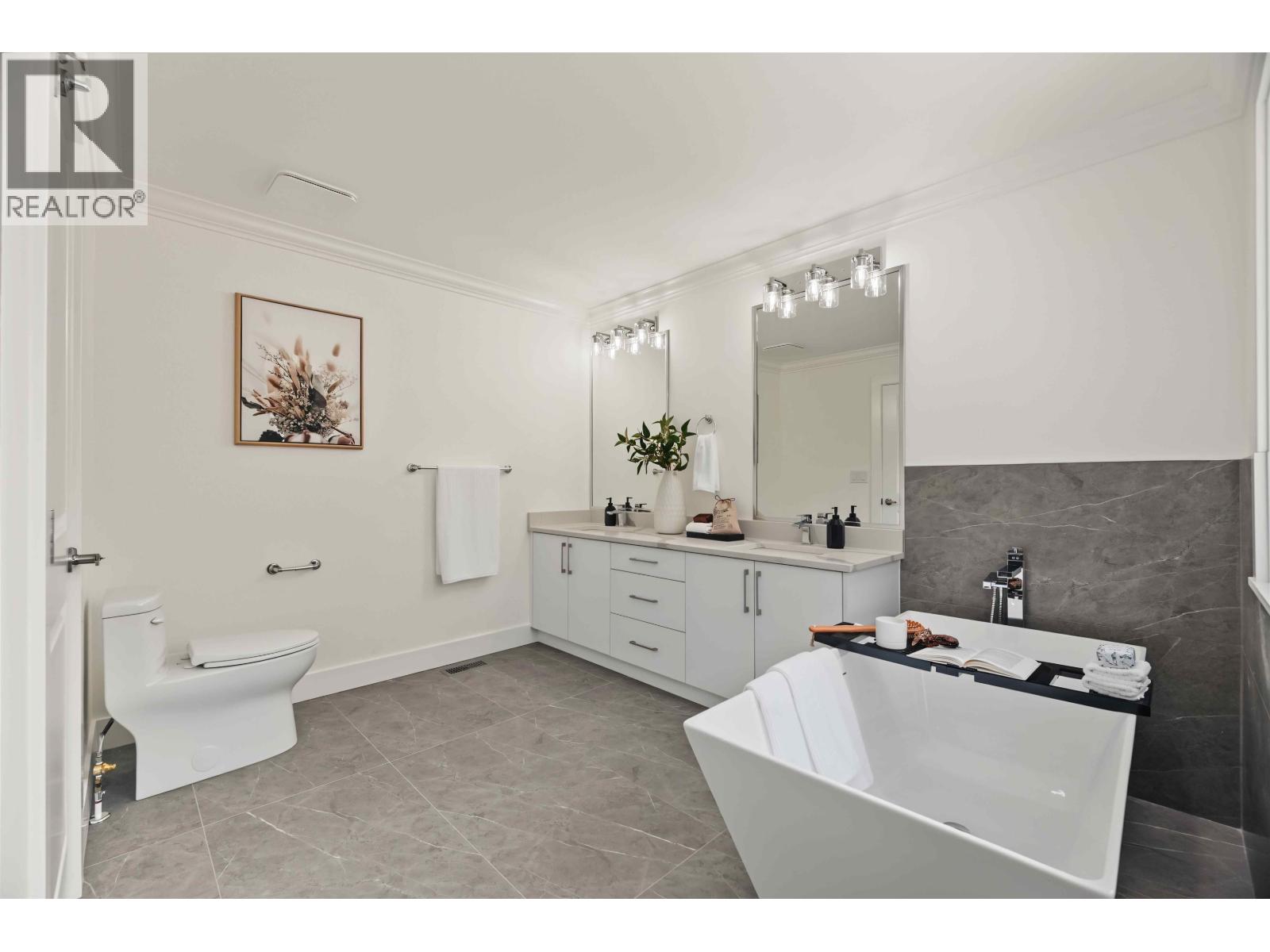 11077 241a Street Property Photo 23