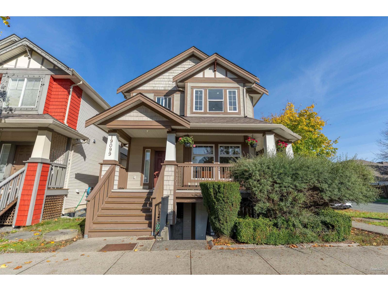 19099 68 Avenue Property Photo 1