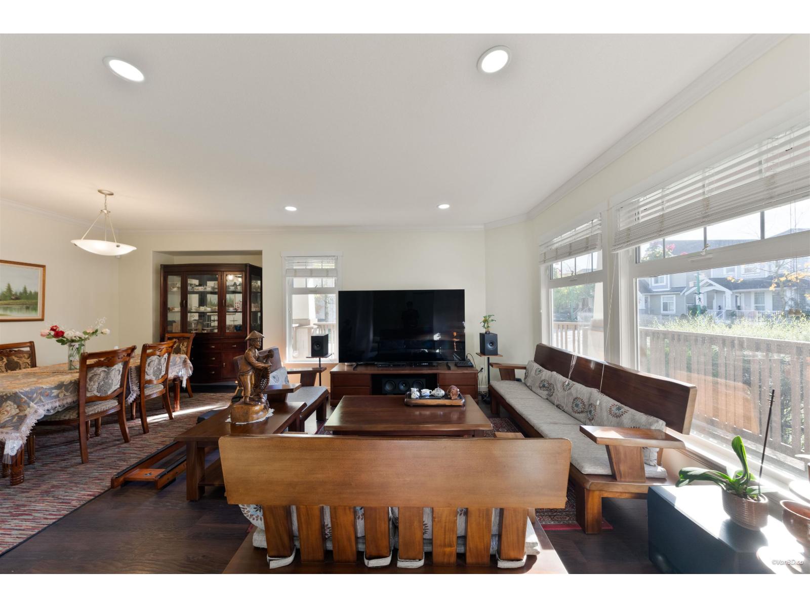 19099 68 Avenue Property Photo 3