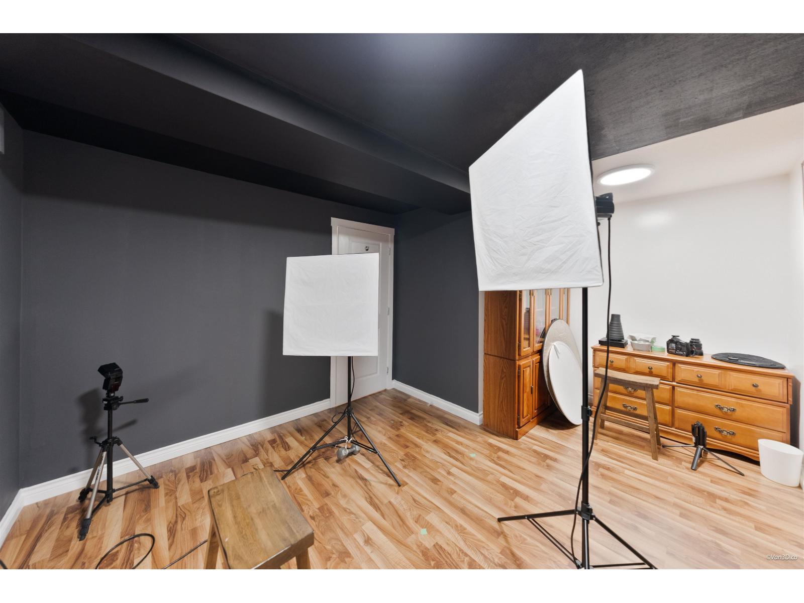 19099 68 Avenue Property Photo 34