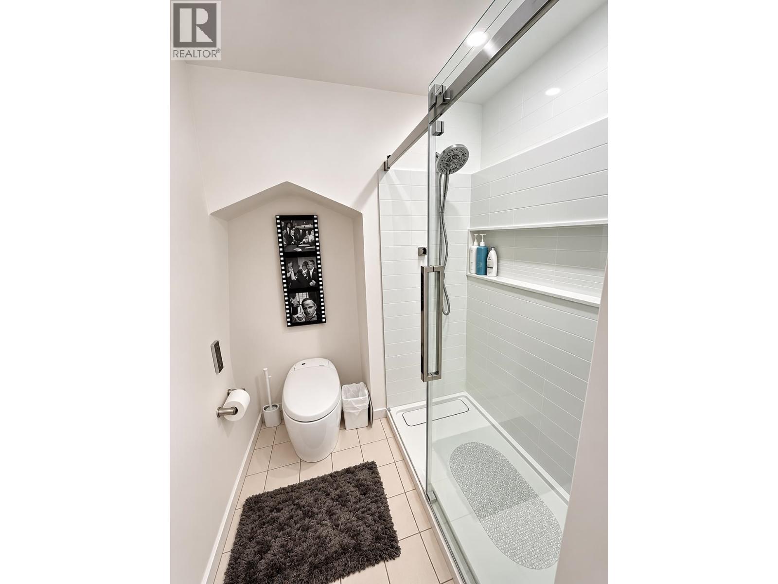 1641 53a Street Property Photo 22