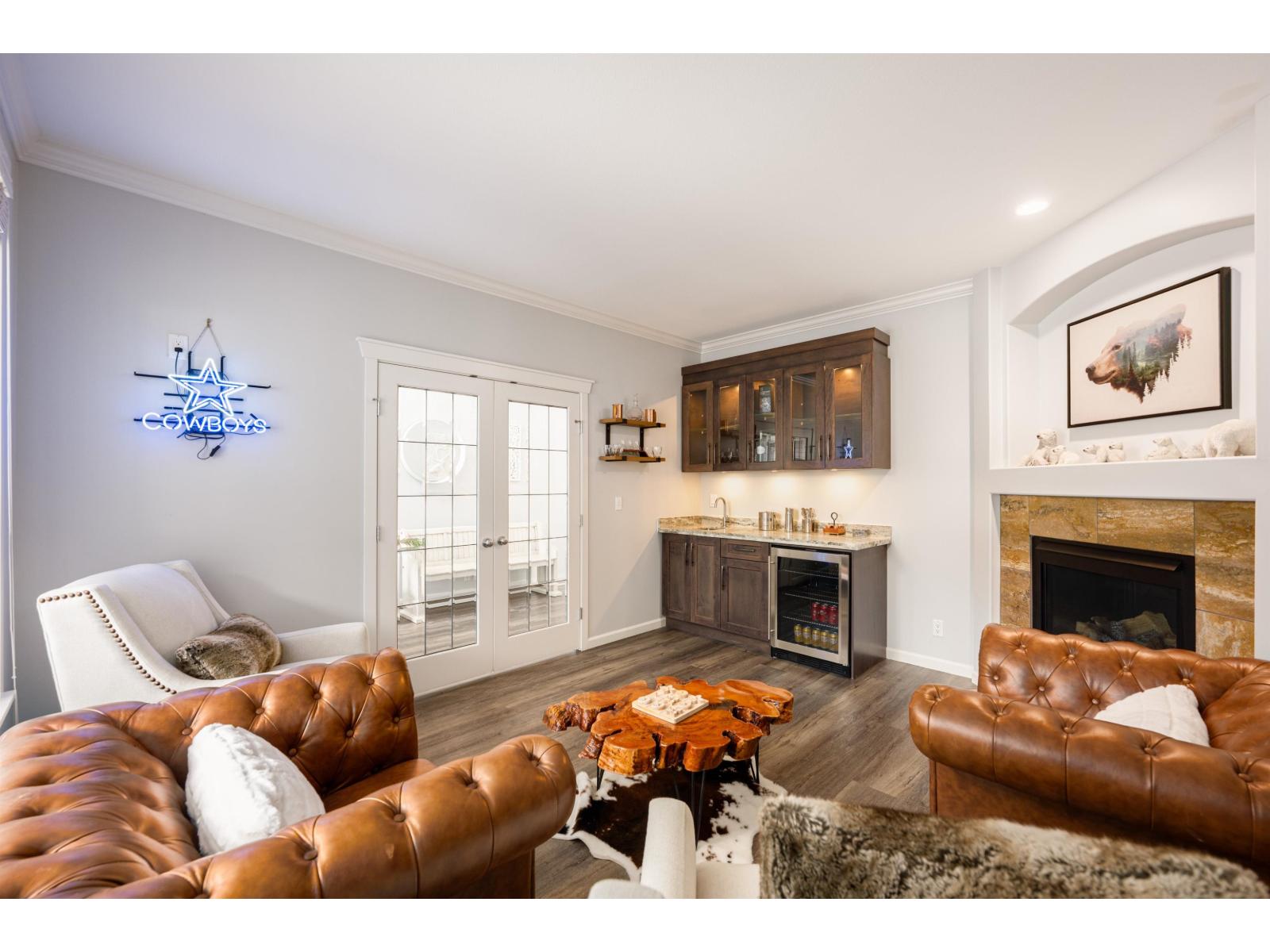 6453 260 Street Property Photo 3
