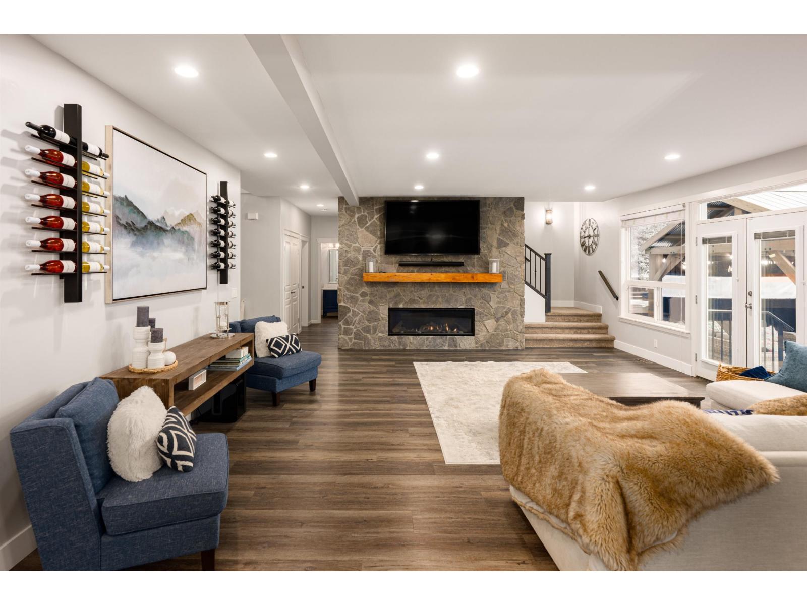 6453 260 Street Property Photo 10