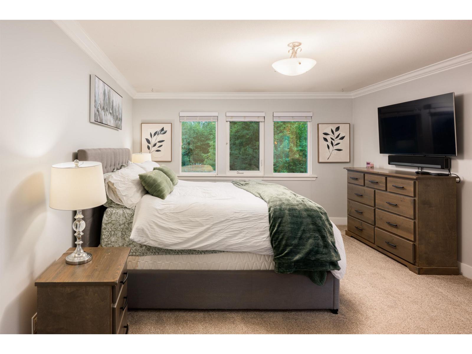 6453 260 Street Property Photo 19
