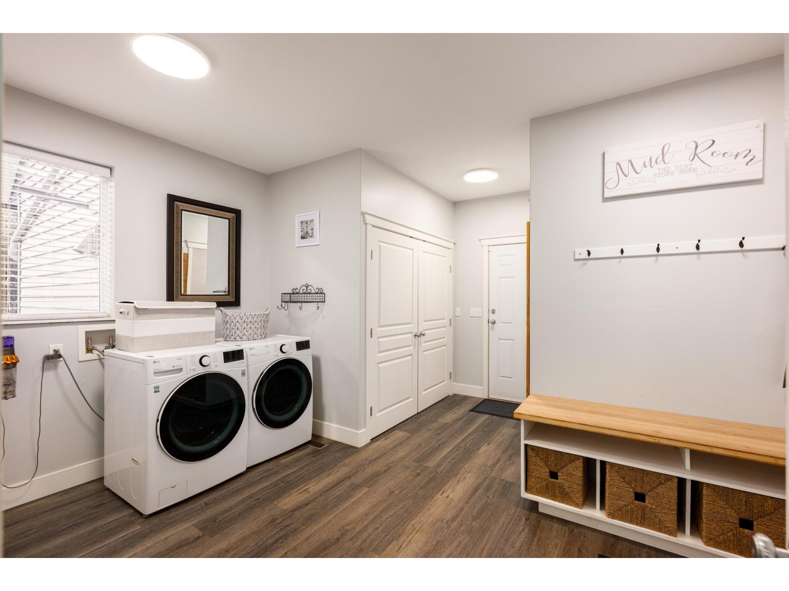 6453 260 Street Property Photo 25