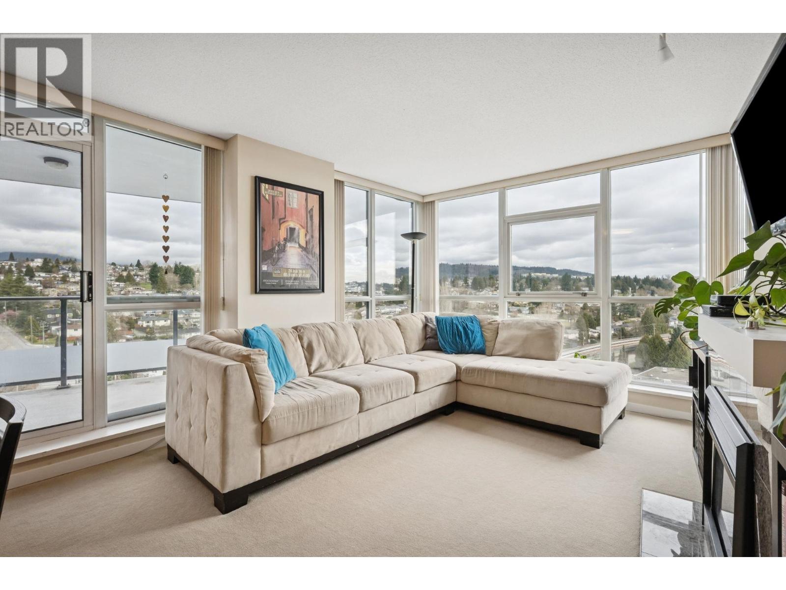 1402 2225 Holdom Avenue Property Photo 3