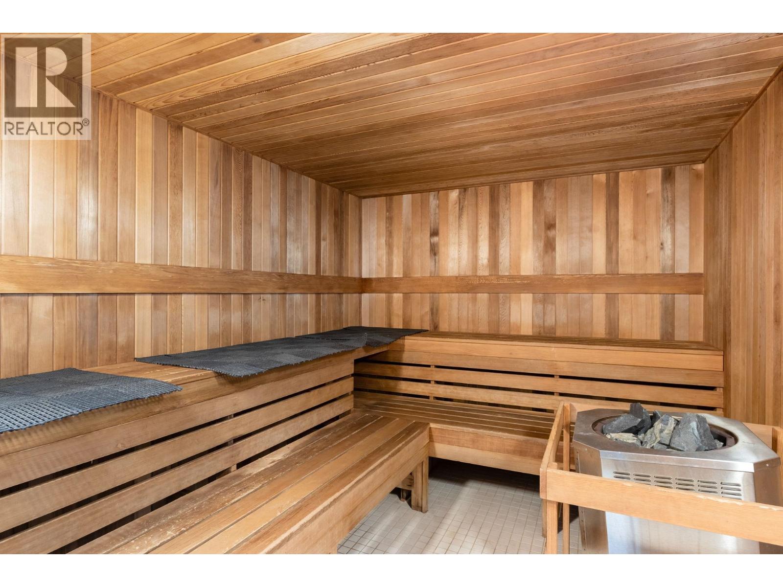 1402 2225 Holdom Avenue Property Photo 20