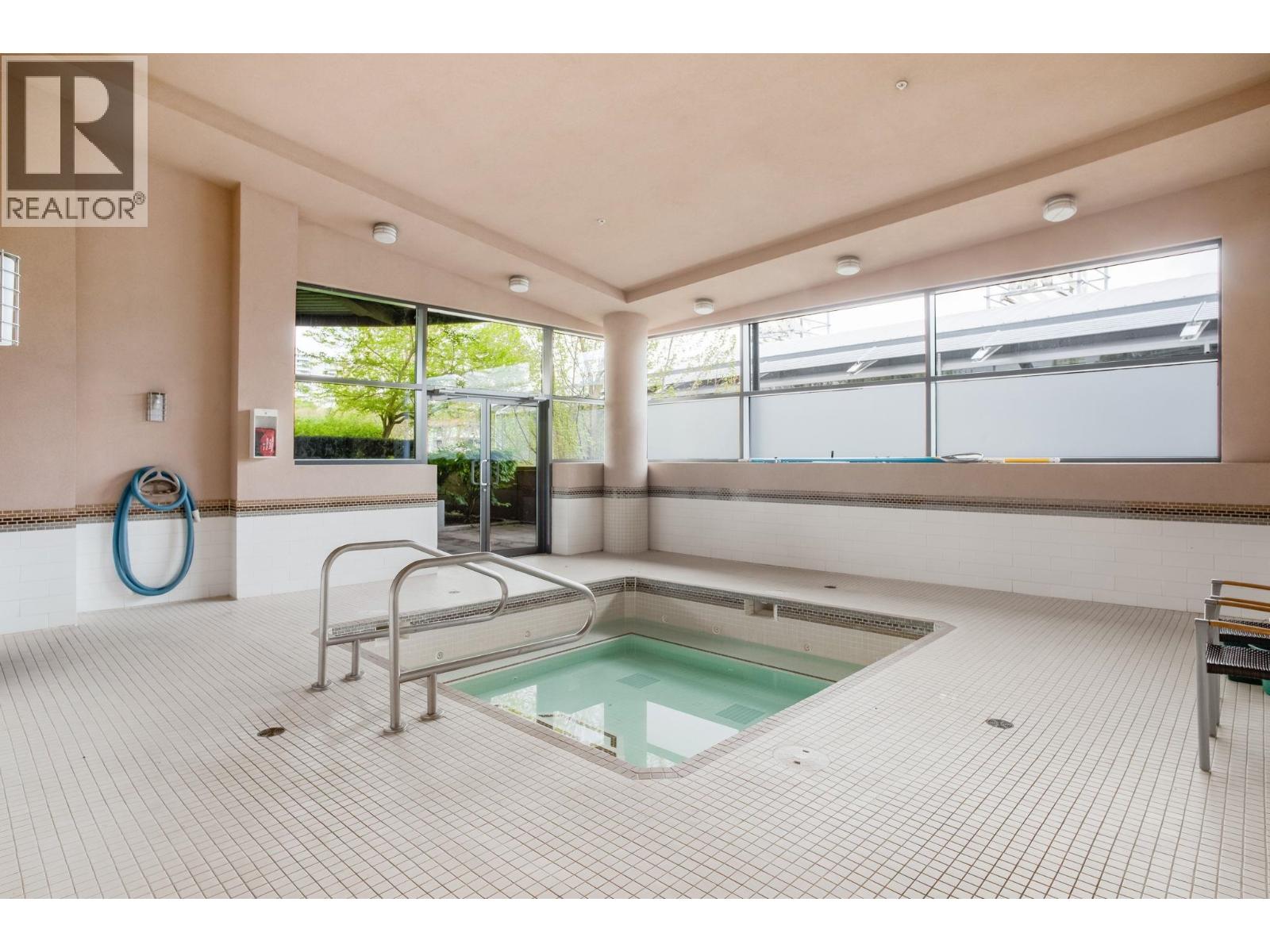 1402 2225 Holdom Avenue Property Photo 21