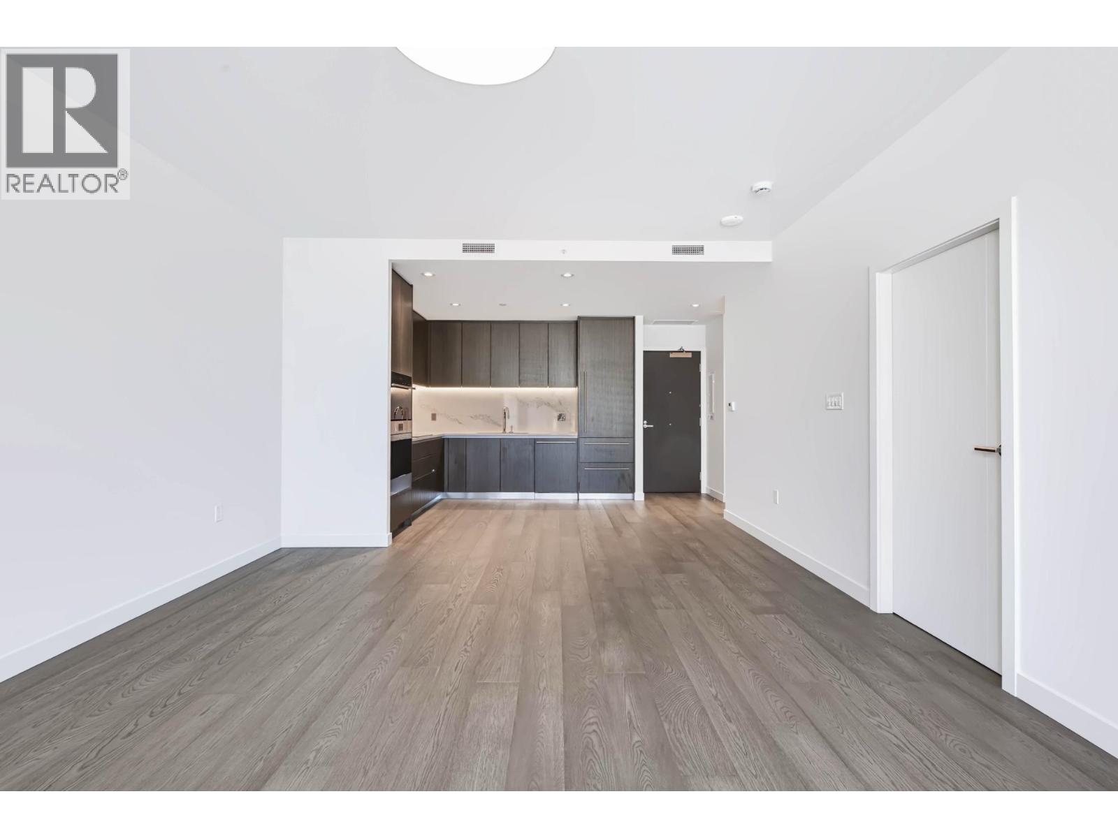 704 777 Harbour Way Property Photo 5