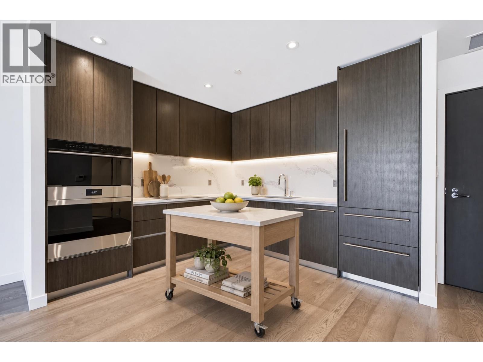 704 777 Harbour Way Property Photo 8