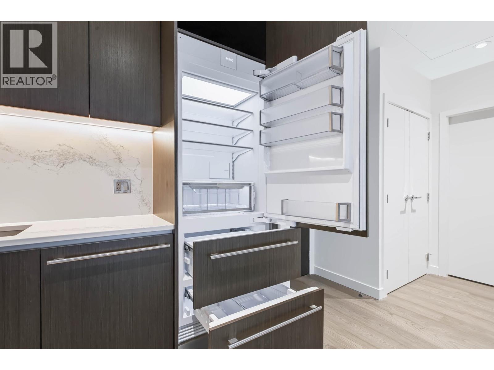 704 777 Harbour Way Property Photo 12