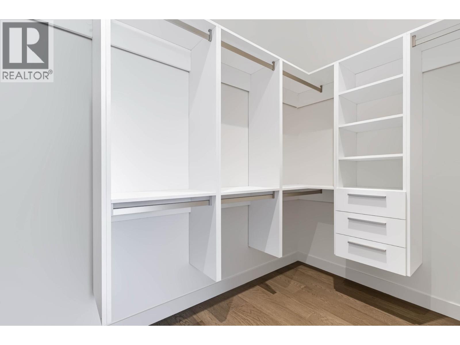 704 777 Harbour Way Property Photo 16