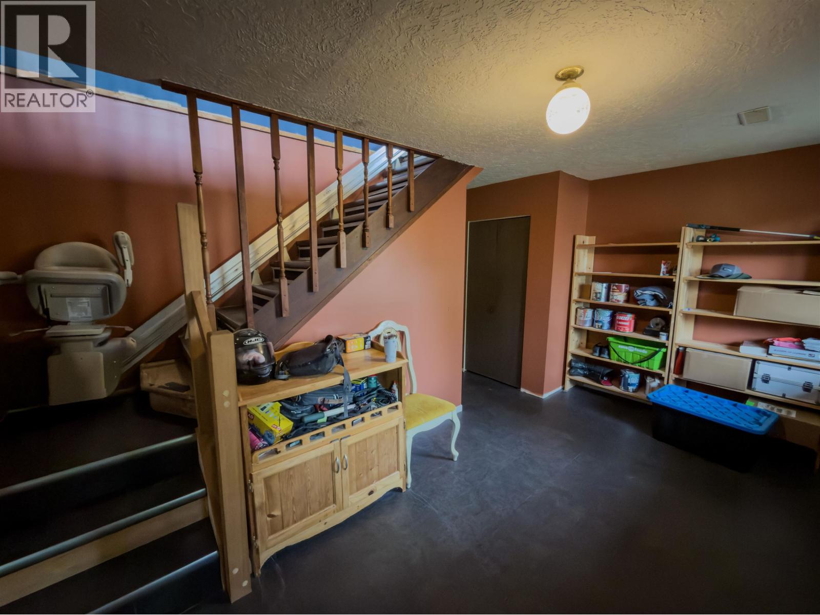 367 Allard Street Property Photo 5
