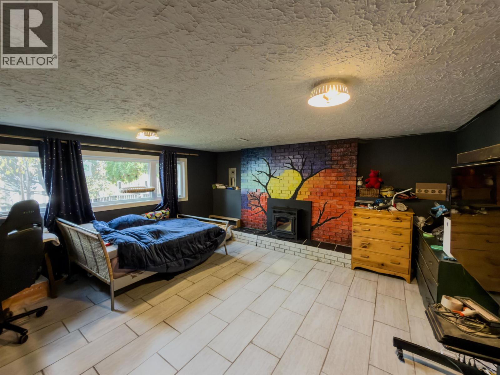 367 Allard Street Property Photo 7