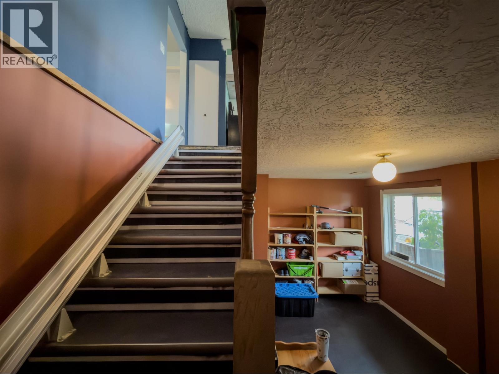367 Allard Street Property Photo 11