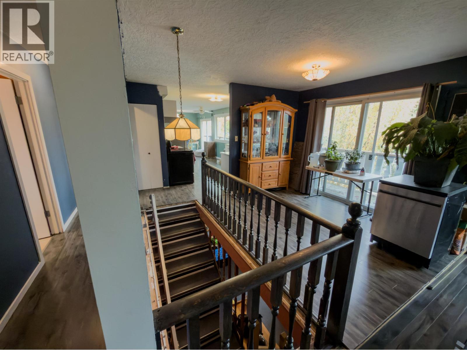 367 Allard Street Property Photo 22