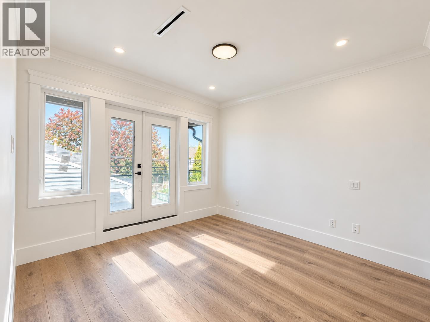2 8760 Millmore Road Property Photo 15
