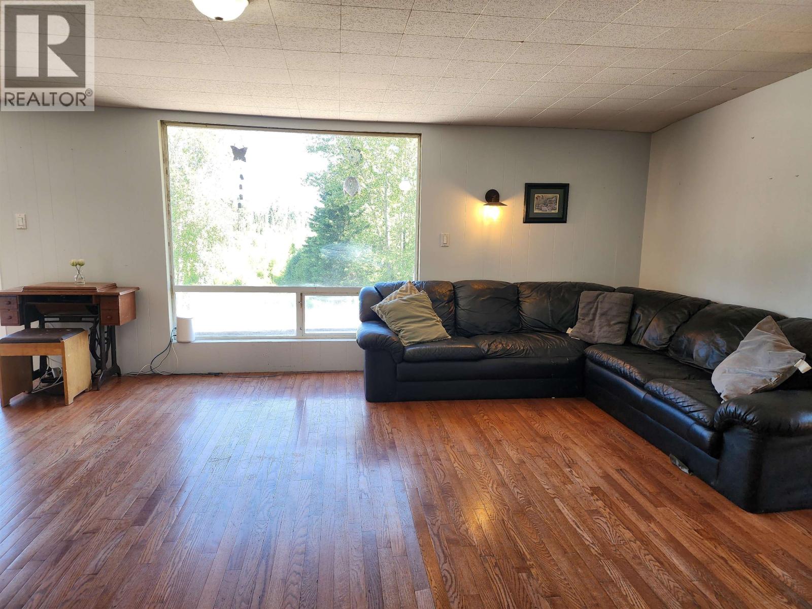4657 Pioneer Road Property Photo 9