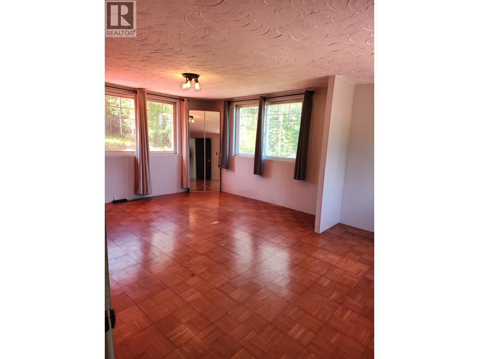4657 Pioneer Road Property Photo 11