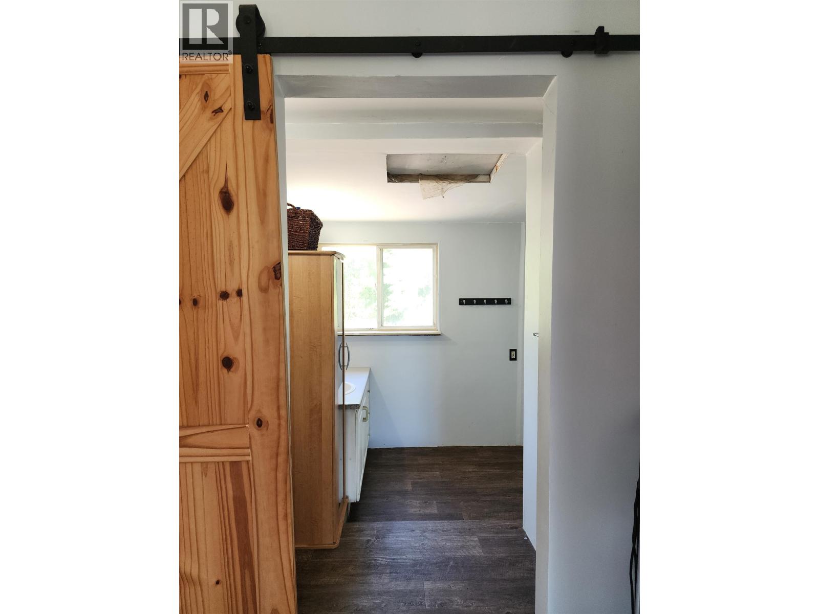 4657 Pioneer Road Property Photo 17