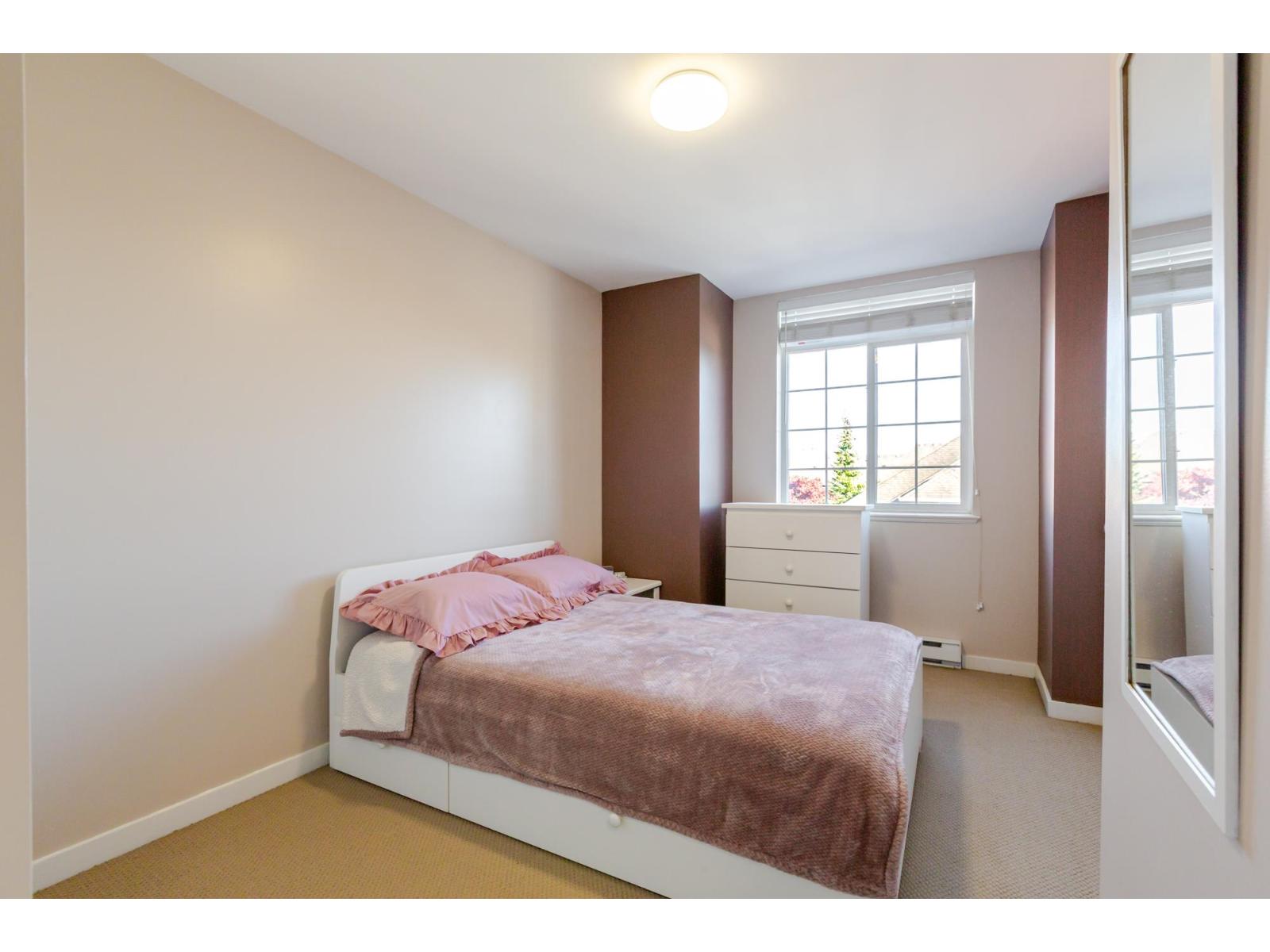 73 6852 193 Street Property Photo 29