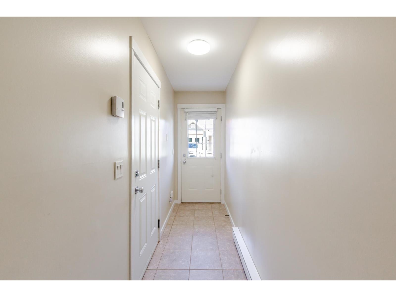73 6852 193 Street Property Photo 38
